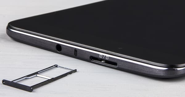 Дизайн планшета Alcatel OneTouch Hero 8