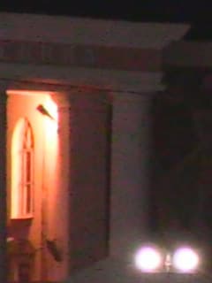 Видеокамера Canon XC10