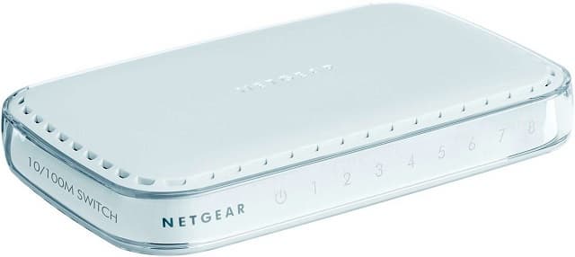 Гигабитный коммутатор на пять портов