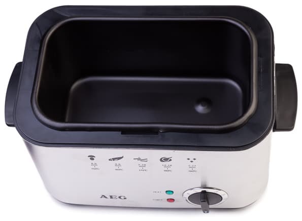 фритюрница-фондюшница AEG FFR 5551