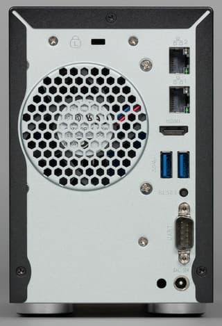 Внешний вид Thecus N2810 Внешний вид Thecus N2810