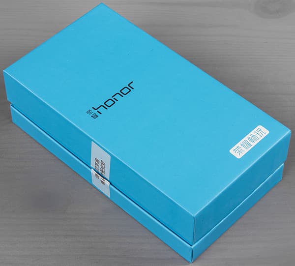 Упаковка Honor Play 4X