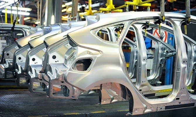 Себестоимость автомобилей взлетела во всем мире из-за отказа от закупок металлов в России