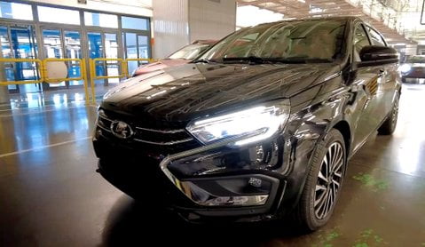 Lada Aura
