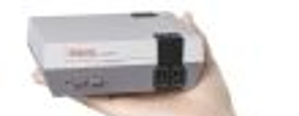 Nintendo представила новую, миниатюрную, версию NES