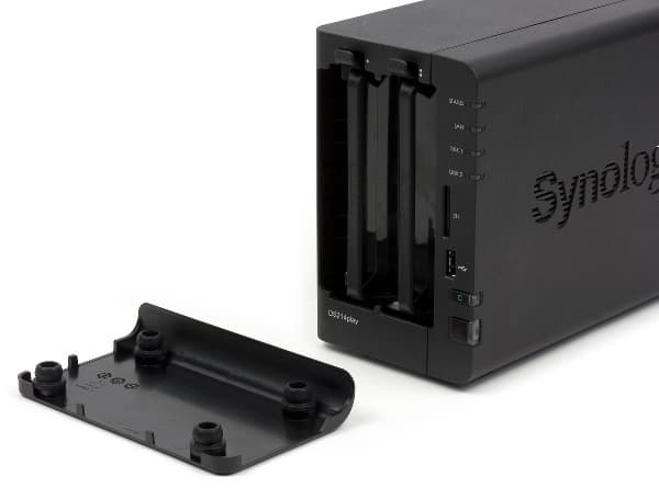 Внешний вид Synology DS214play Внешний вид Synology DS214play