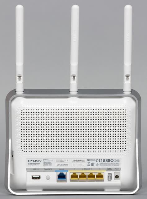 Внешний вид TP-Link Archer C9 Внешний вид TP-Link Archer C9