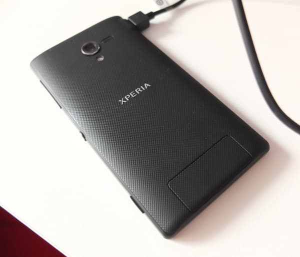 обзор смартфона Sony Xperia ZL