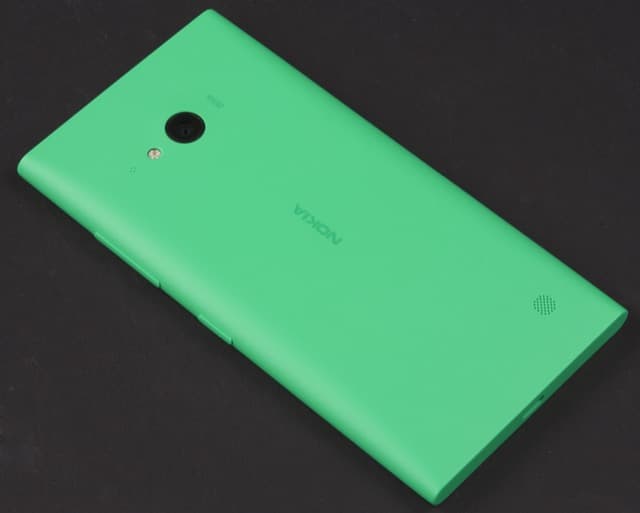 Внешний вид Nokia Lumia 735