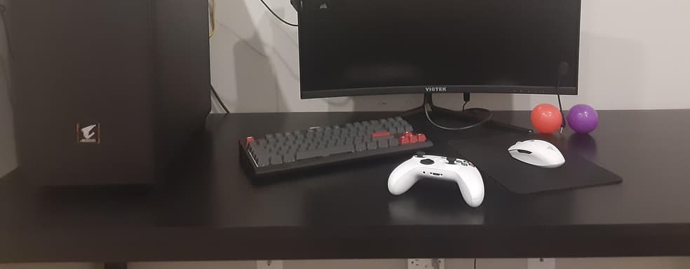 «Мой первый геймерский ПК». 15-летний подросток показал свою «машину» и покорил сердца сообщества Reddit