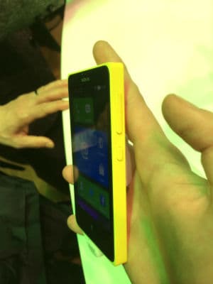 Посетители на выставке Mobile World Congress