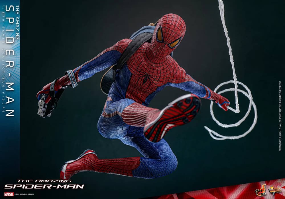  Image rights belong to Marvel and Hot Toys 