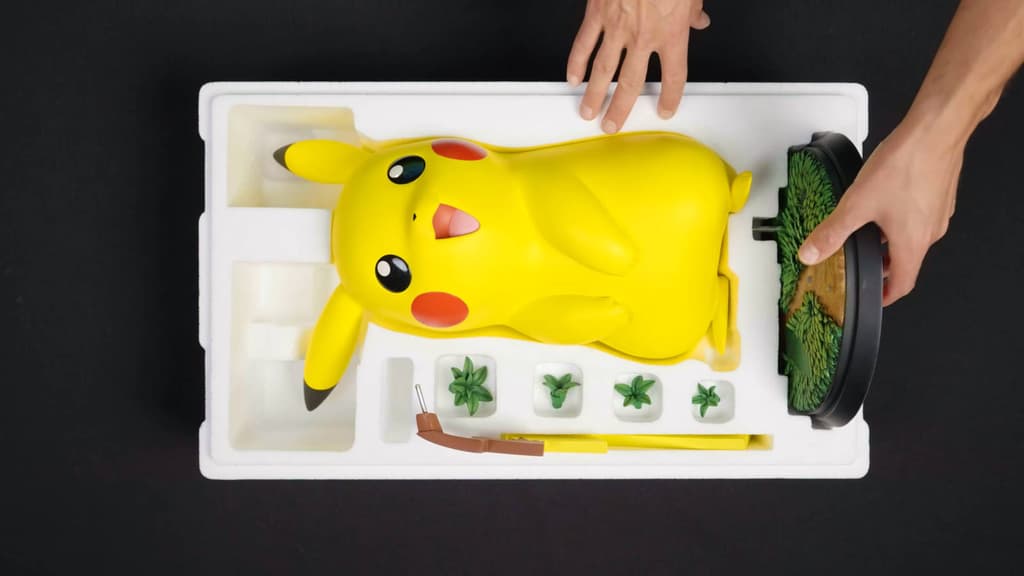  Image rights belong to Pokemon, Nintendo, Creatures, GAME FREAK, and Sideshow Collectibles 