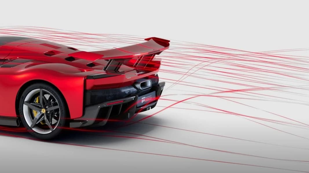 Ferrari запатентовала «гибкое» заднее антикрыло, перераспределяющее прижимную силу на поворотах