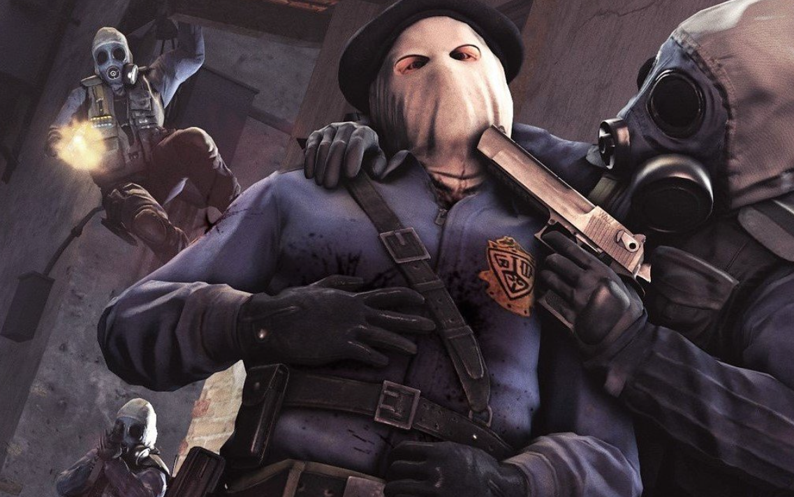 Блогер преследовал геймеров, чтобы обрызгать дезодорантом. Его поведение раскритиковали