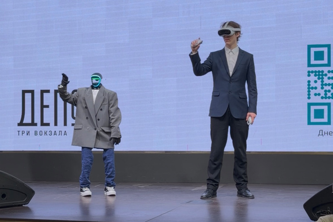 Робот гуманоид компании IT Imperial