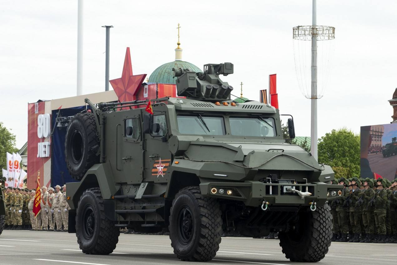 El vehículo blindado "Spartak" recibió por primera vez el módulo de combate "Arbalet-DM" con captura automática de objetivos