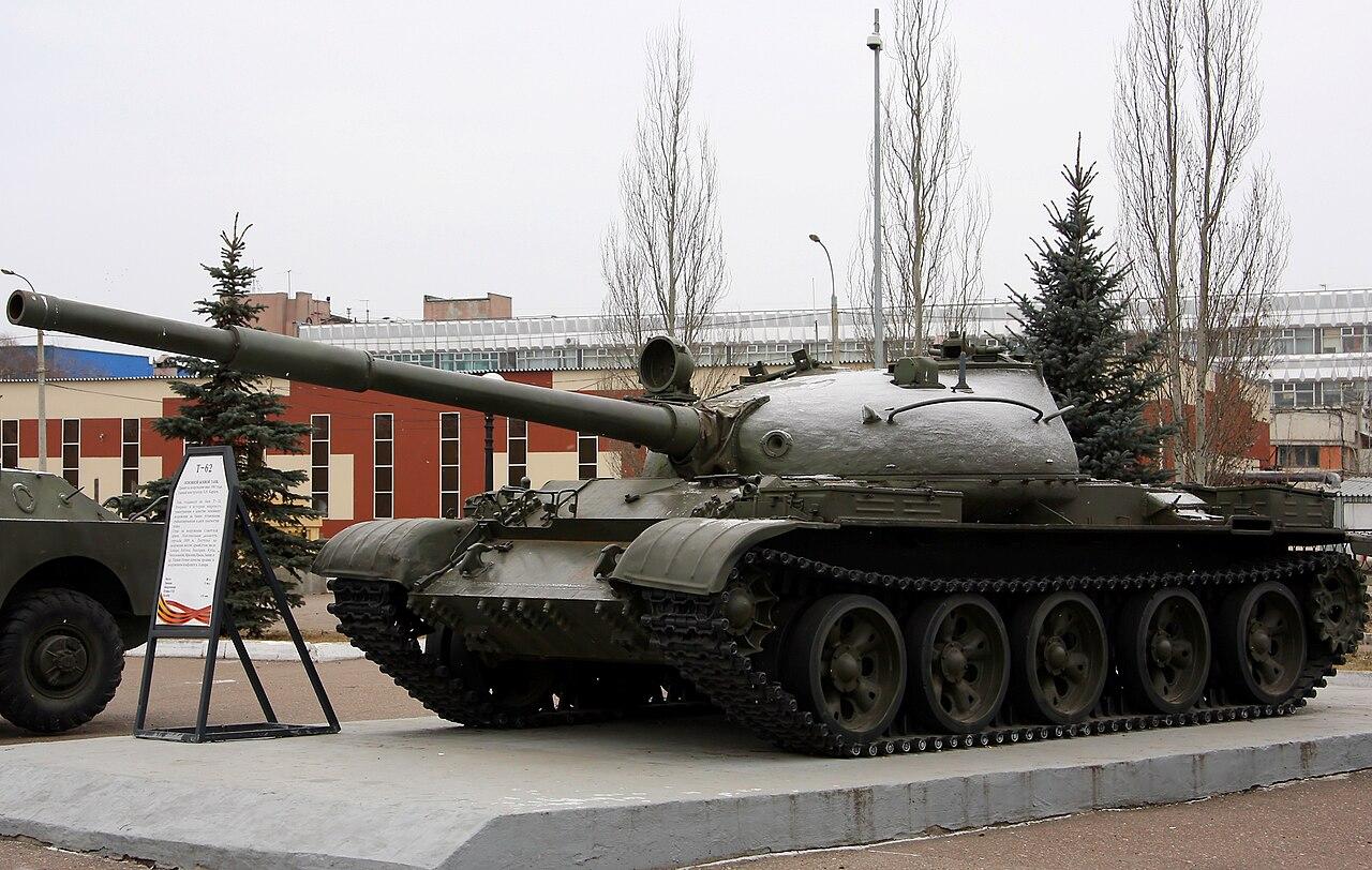 Soviet T-62 tank