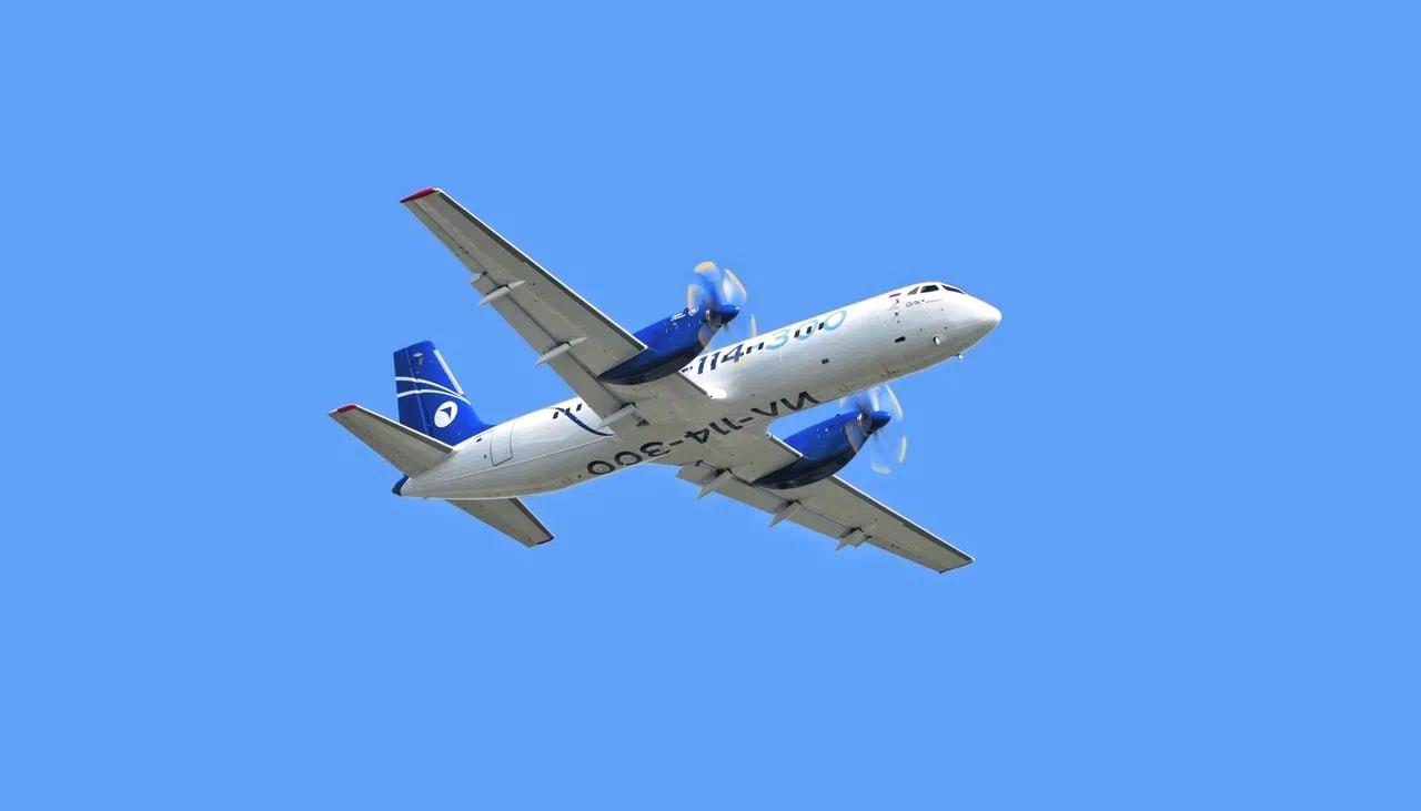Il-114-300 con motores ТВ7-117СТ-01
