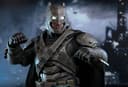Hot Toys выпустила фигурку бронированного Бэтмена из фильма «Бэтмен против Супермена: На заре справедливости»