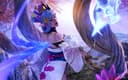 Косплеер предстала в образе Эвелинн из League of Legends в скине «Дух цветения»