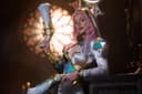 Модель показала косплей Мисс Фортуны из League of Legends в престижном скине «Расколотый орден»