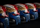 Starforged выпустила ночник в форме шлема Деметрия Тита из Warhammer 40,000: Space Marine 2