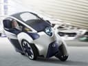 Три колеса вместо четырёх: история Toyota i-Road