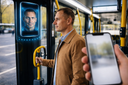 Оплата «лицом» в автобусах: в Москве запустят новую систему проезда по биометрии