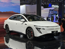 Nissan возрождает Primera в неожиданном формате: легендарный седан вернулся как электромобиль