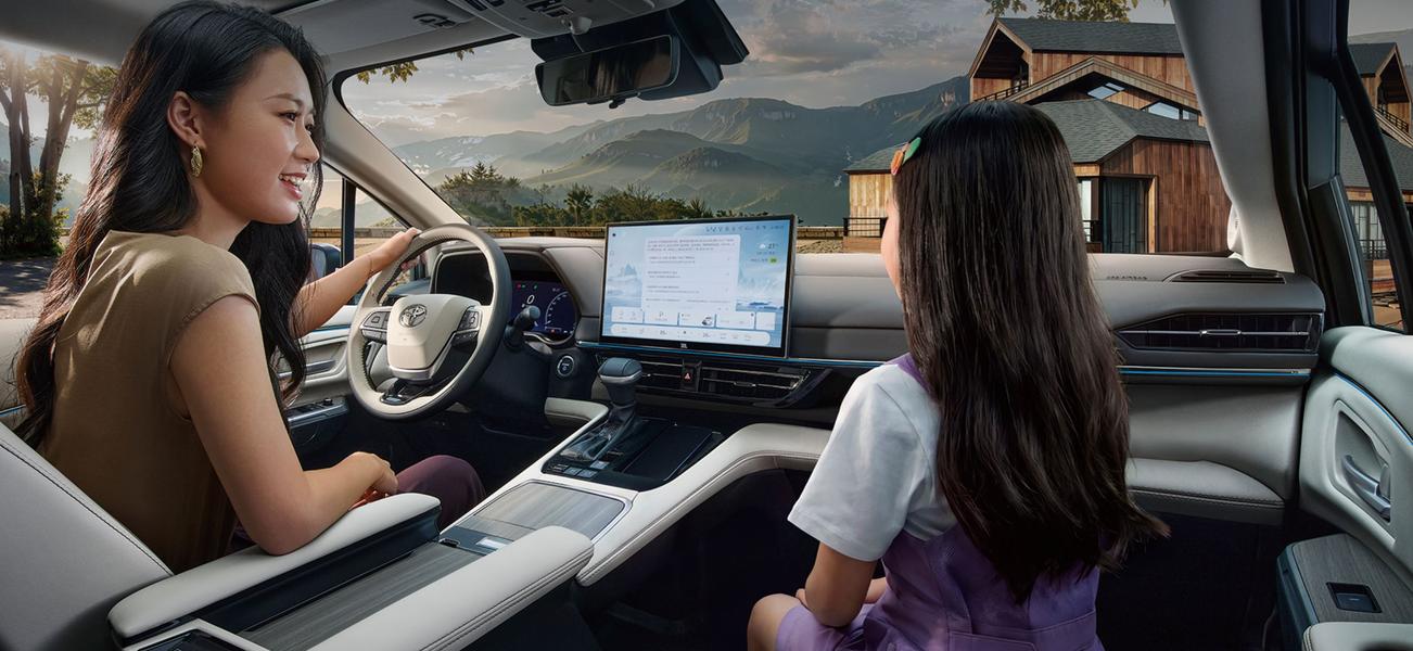 Toyota Sienna 2027 представлен в Китае: полный привод в базе и интеграция с Huawei и Xiaomi