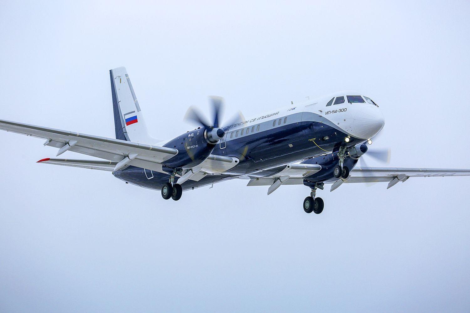 Il-114-300 