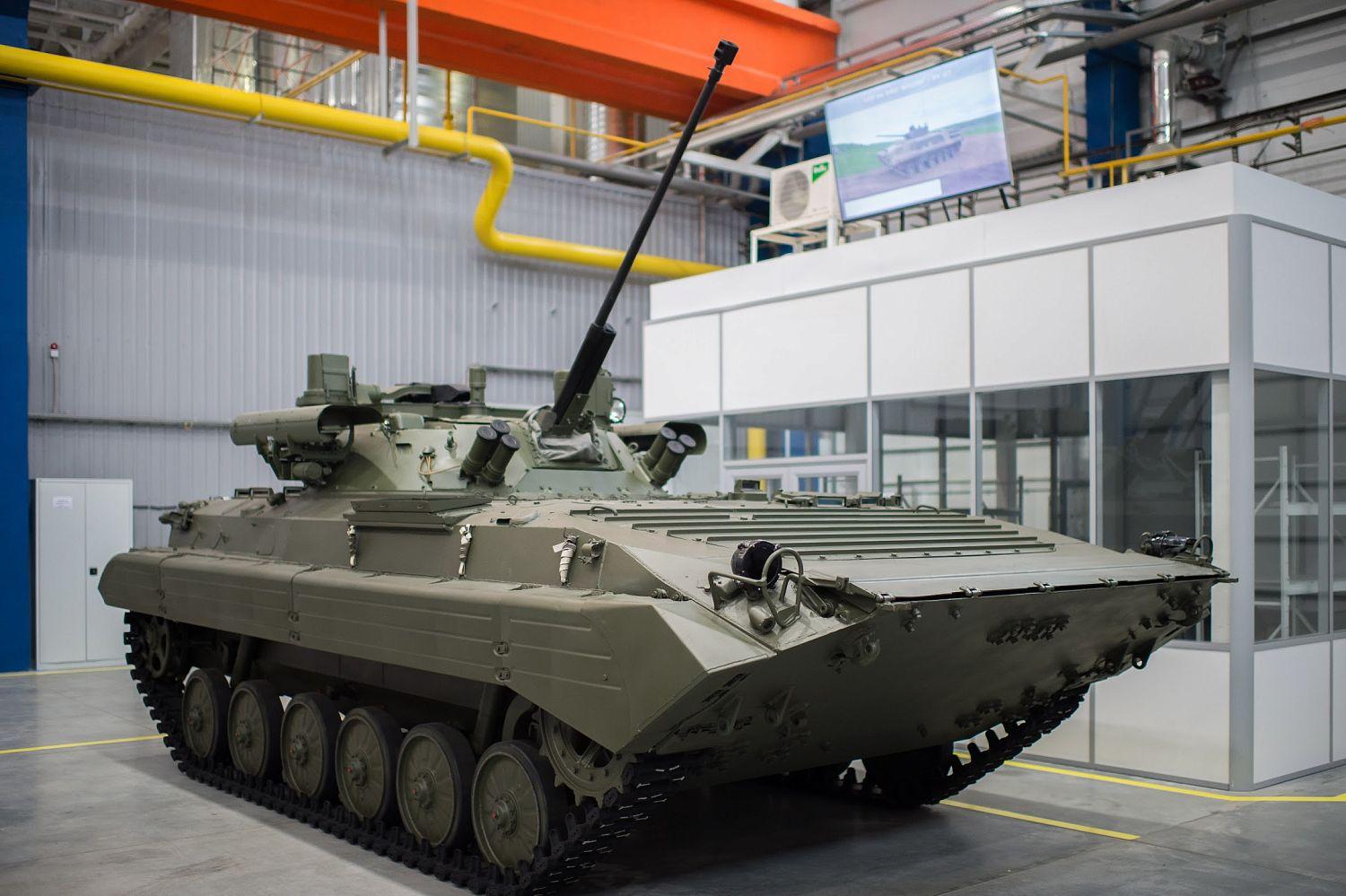 BMP-2M con el módulo "Berezhok"