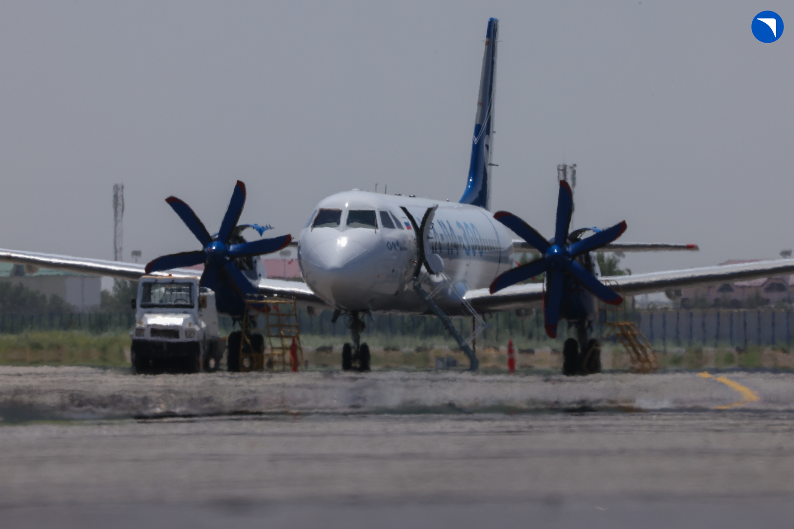 Il-114-300