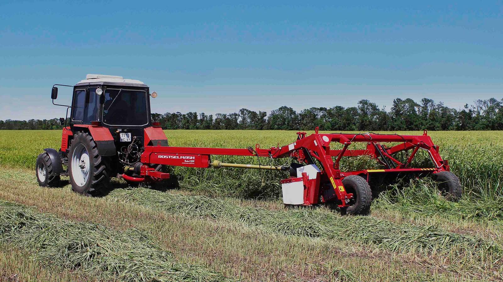 Berkut 3200 mower