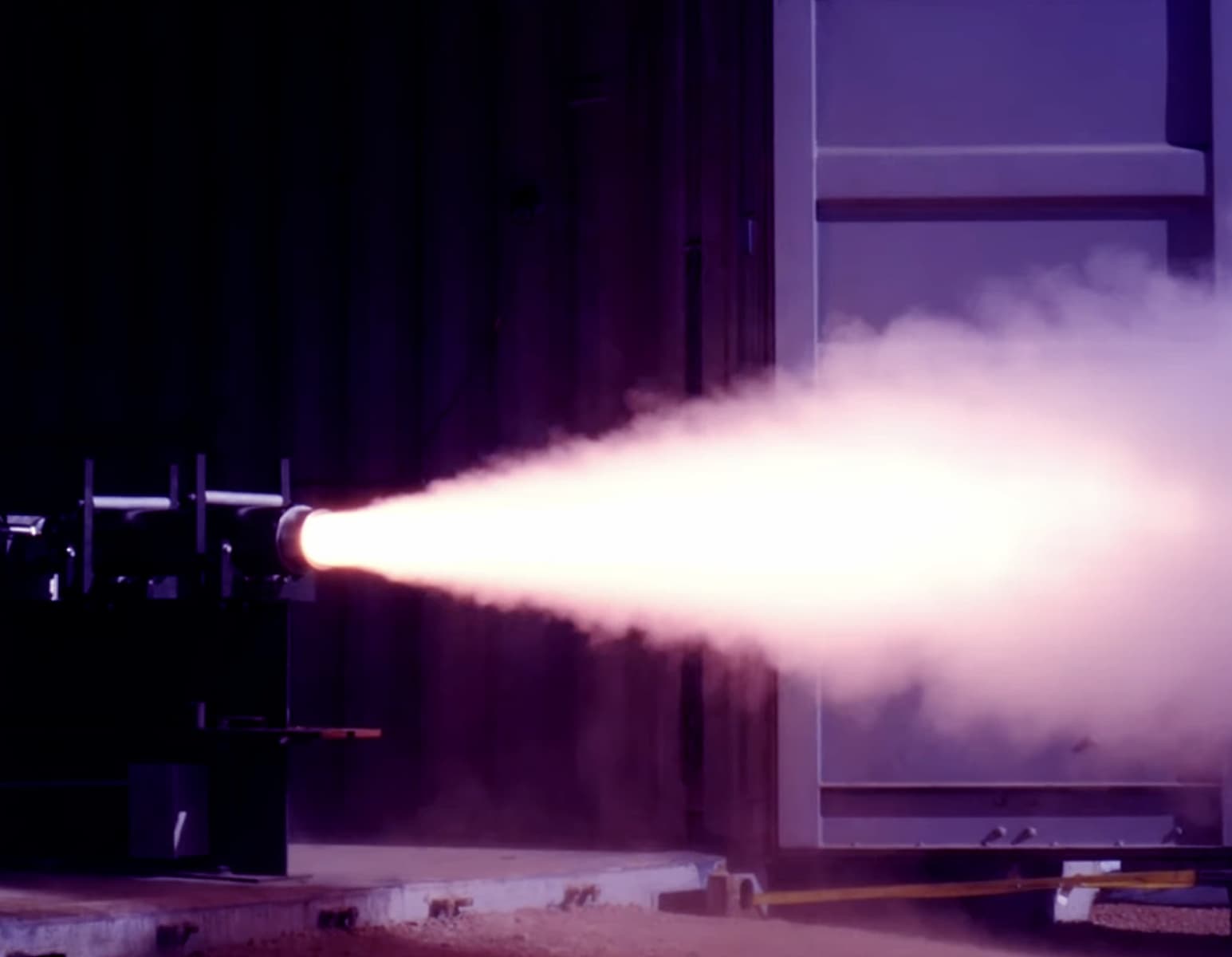 DARPA выделило $16,5 млн на управление тягой твердотопливных ракетных двигателей: Voyager Technologies расширяет работу по программе Burn n Go