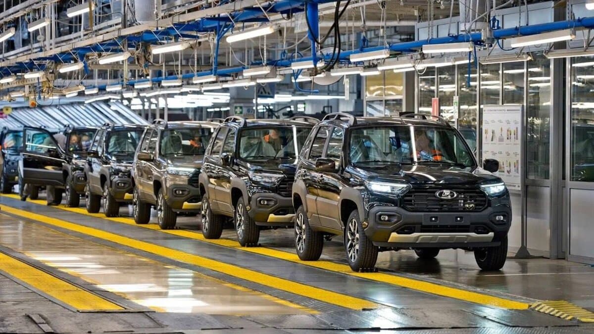 Lada Niva Travel стала «люксовой»: представлена новая версия с кожаным салоном за 1,9 млн рублей