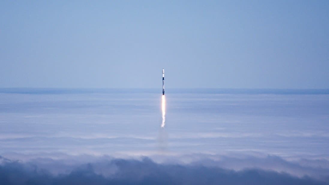 SpaceX потеряла импульс? Акции компании после скачка выше $220 перешли к снижению на фоне сомнений инвесторов в стоимости бизнеса и долгосрочной модели монетизации проектов Илона Маска