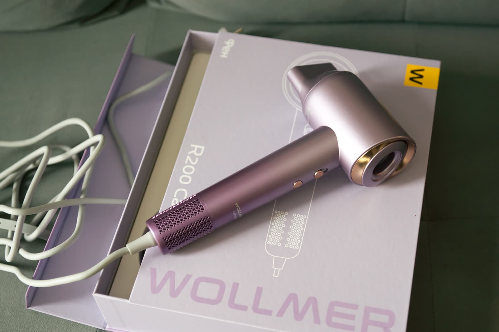 Обзор фена для волос Wollmer R200 Camelia