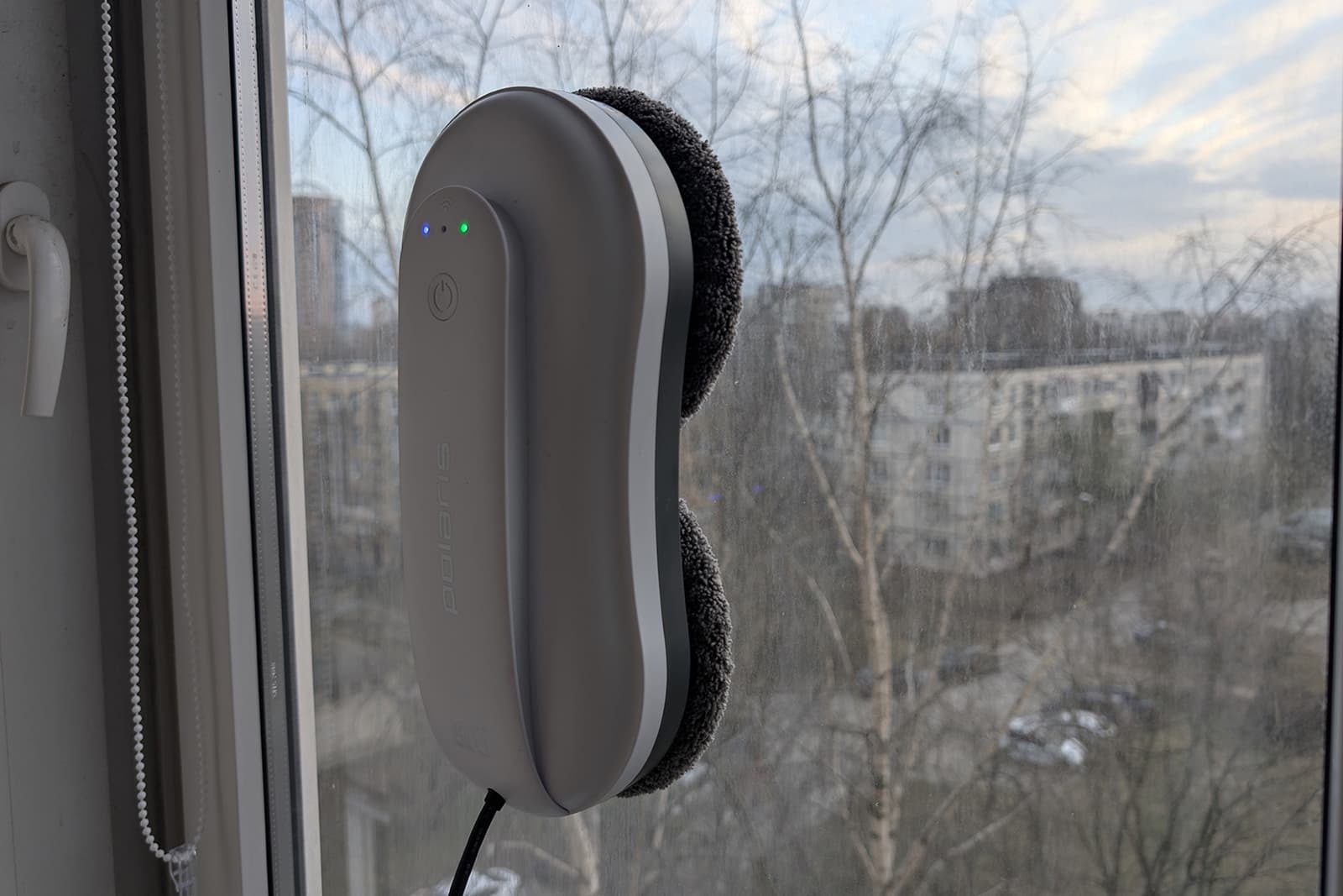 Обзор робота для мытья окон Polaris PRWC 3001 Wi-Fi IQ Home