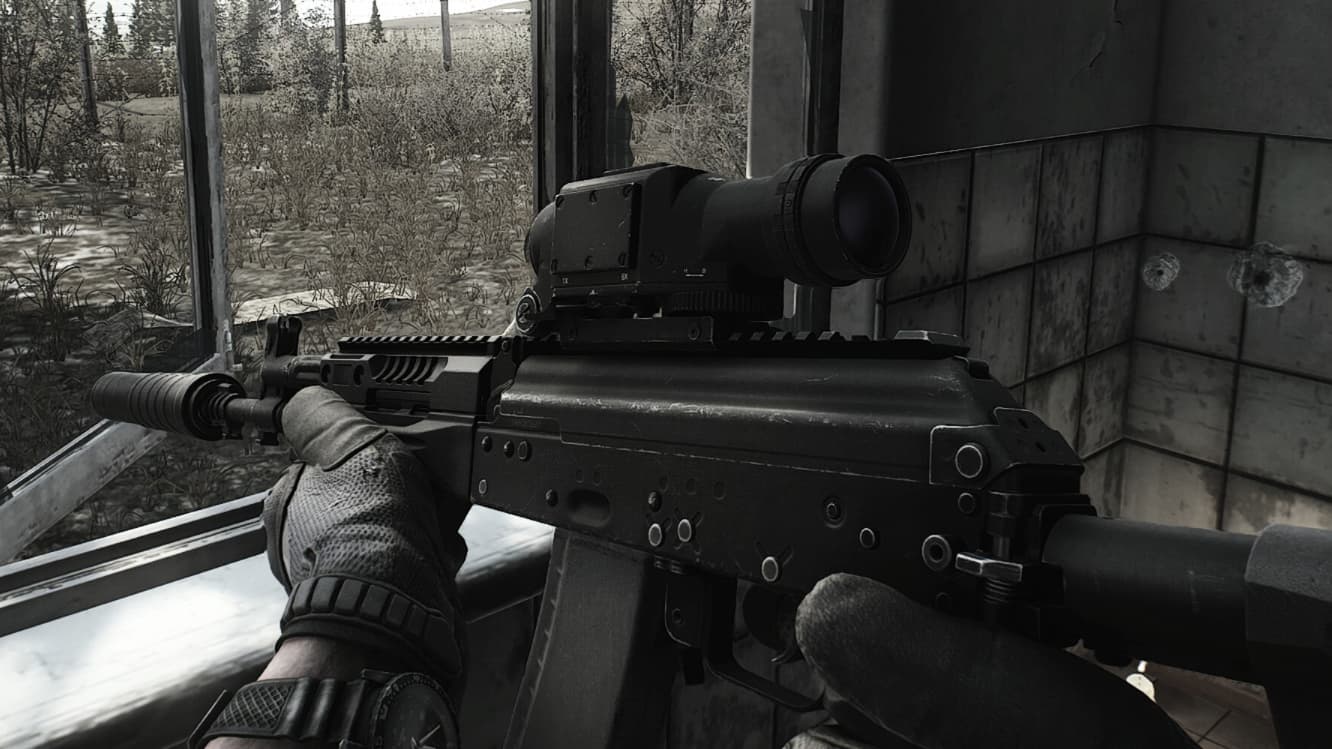 Изображение геймплея Escape from Tarkov, демонстрирующее оружие и окружение