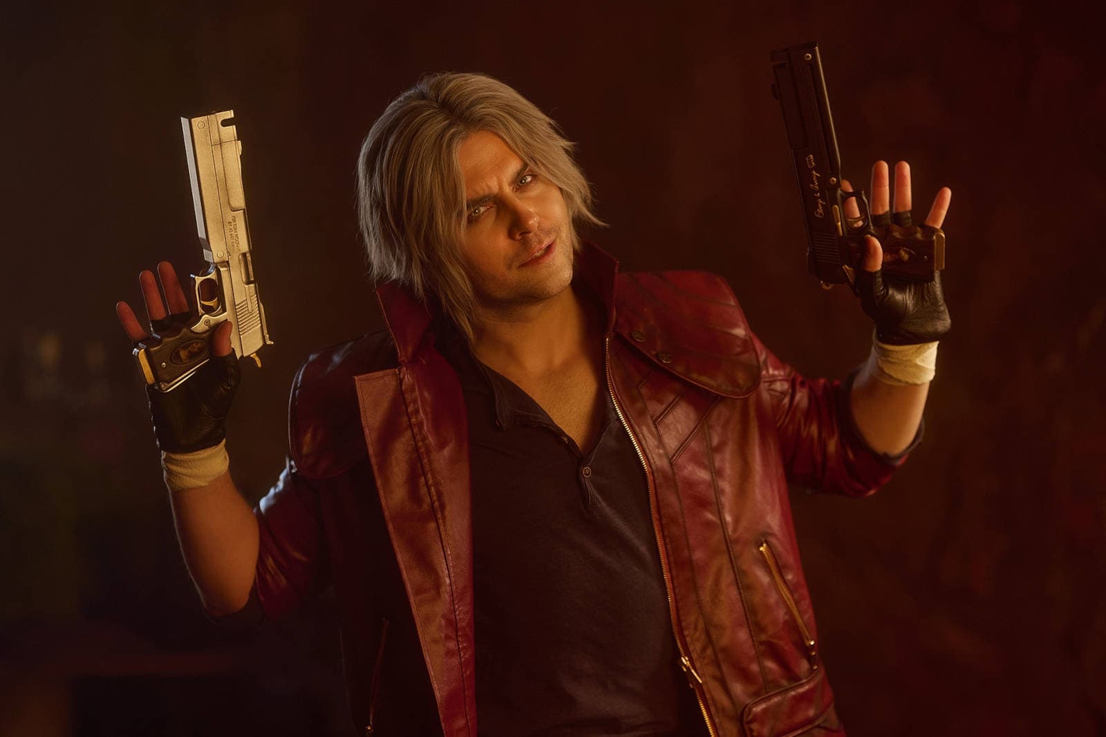 Dante cosplay from Devil May Cry 5 by GraysonFin and CHATSKYPHOTO