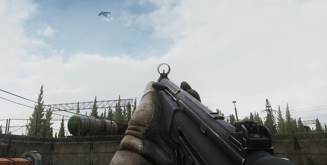 Изображение аирдропа в игре Escape from Tarkov