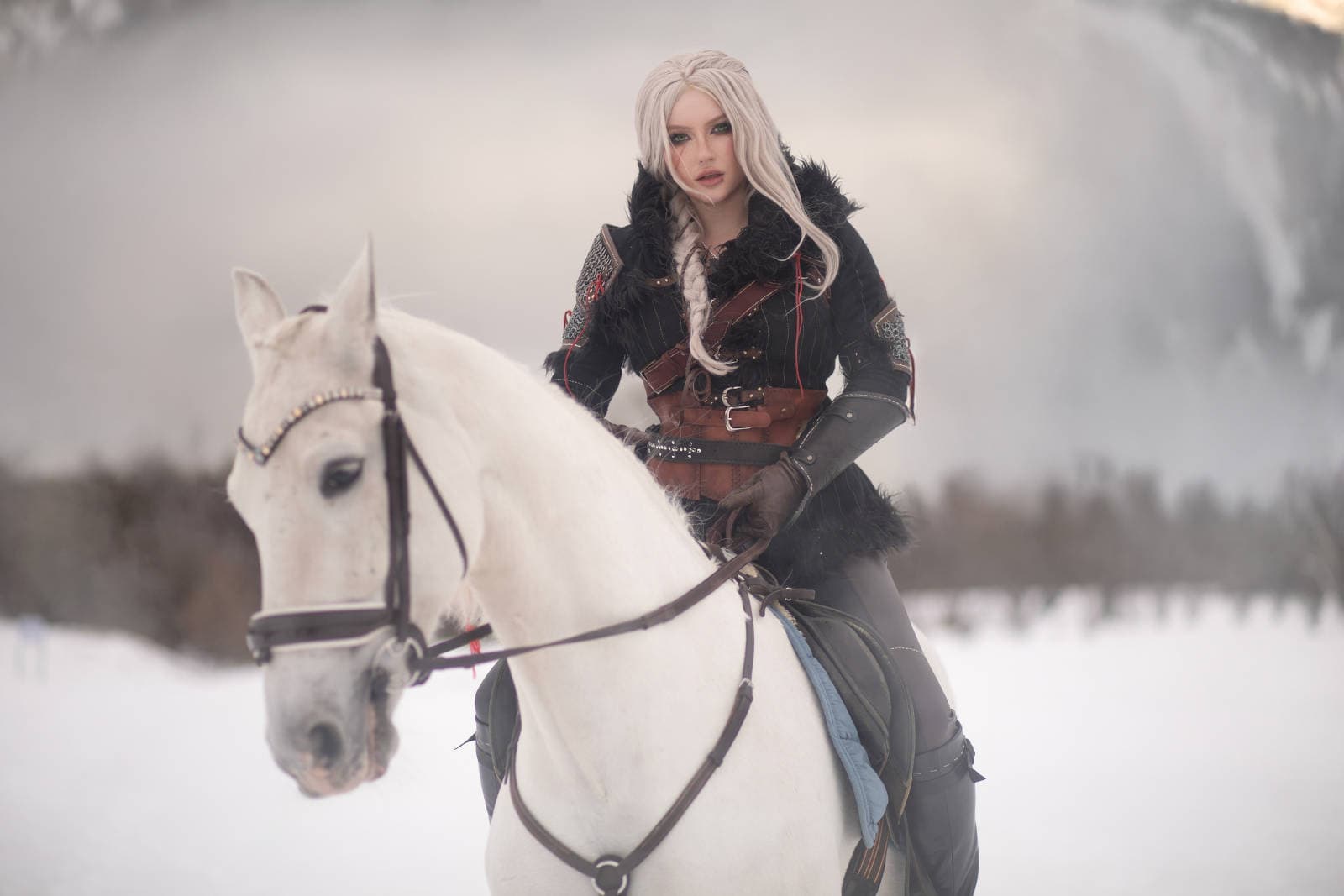 Косплей Елены Кялвияйнен в образе Цири