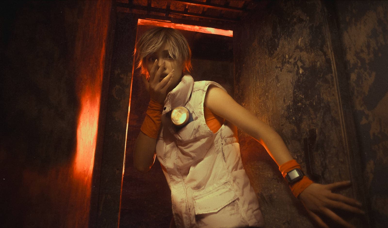 «В тревожных снах я вижу этот город»: модель представила косплей Хизер Мейсон из Silent Hill 3