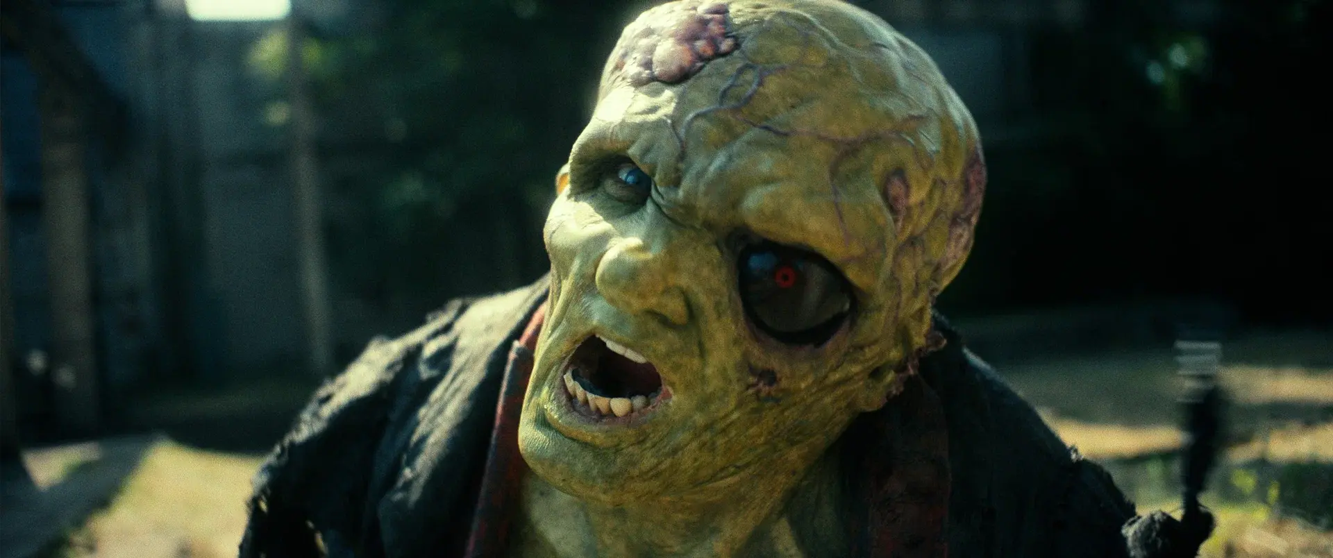 Классический трэш в современном исполнении. Обзор фильма «Токсичный мститель»