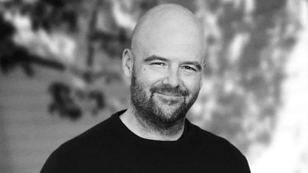 Дэн Хаузер — создатель Grand Theft Auto — выпустил дебютный роман «Лучший рай» Дэн Хаузер — создатель Grand Theft Auto — выпустил дебютный роман «Лучший рай»