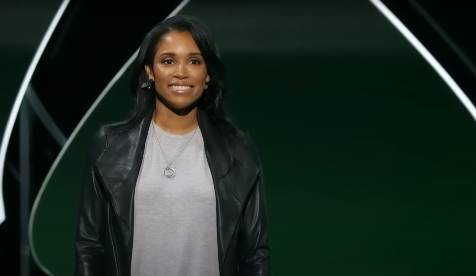 Сара Бонд пообещала, что следующая Xbox станет премиальной и продуманной до мелочей Сара Бонд пообещала, что следующая Xbox станет премиальной и продуманной до мелочей