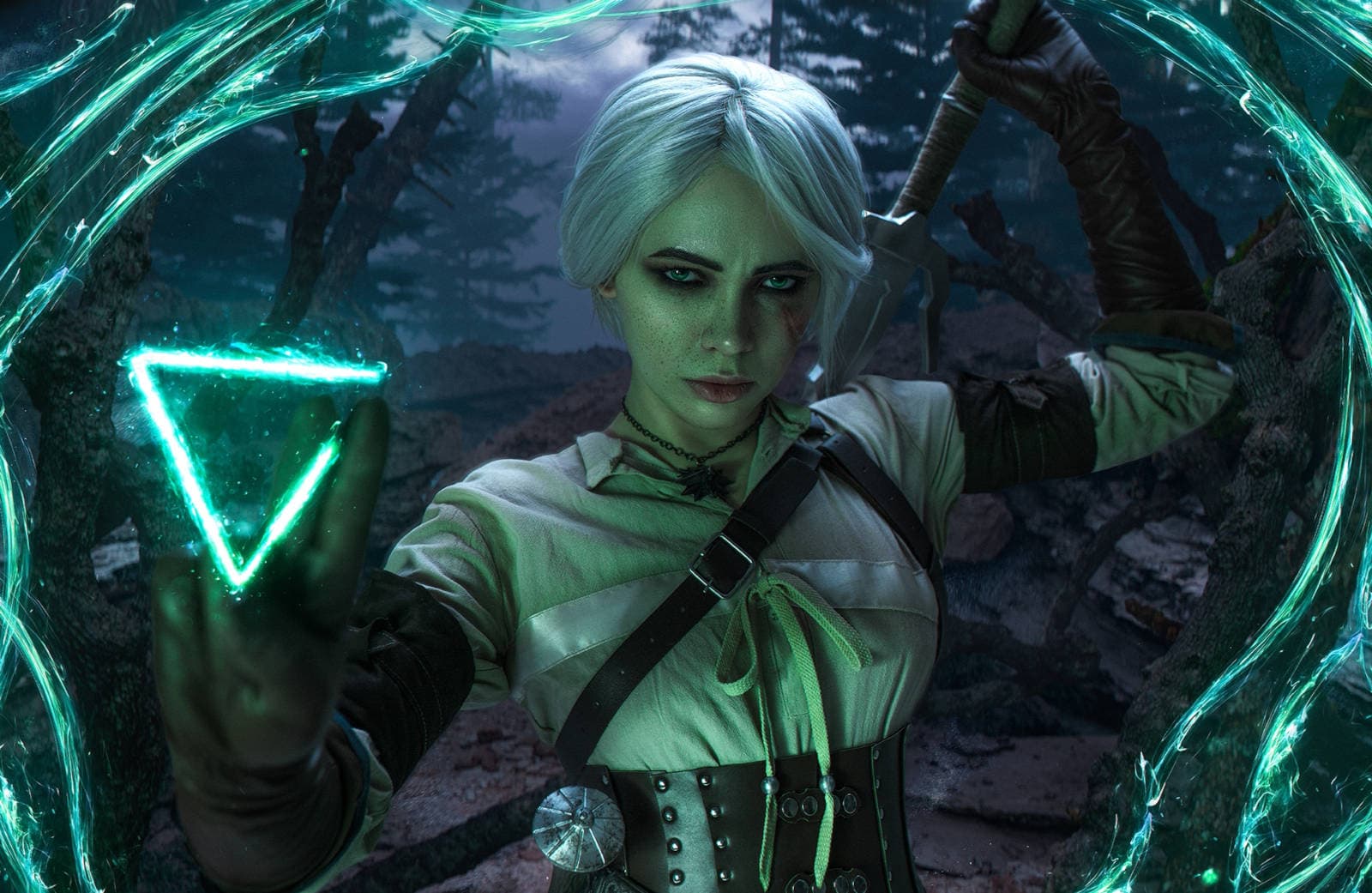 Meeting the Ladies of the Wood: Model Shows Off Ciri Cosplay from The Witcher 3: Wild Hunt Meeting the Ladies of the Wood: Model Shows Off Ciri Cosplay from The Witcher 3: Wild Hunt