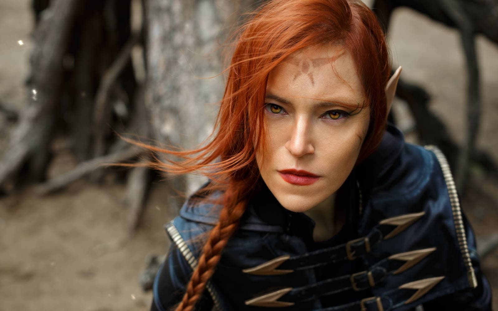 Косплеерка перевоплотилась в альтмерку из The Elder Scrolls V: Skyrim